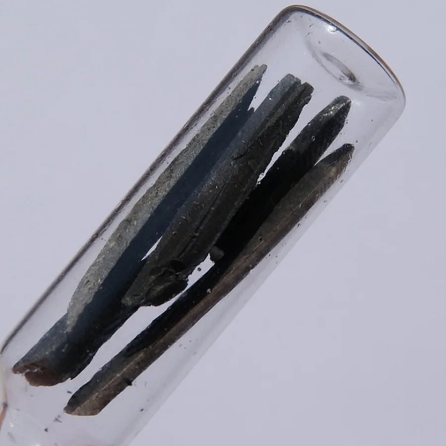 Lithium sample. Appearance can vary with surface and storage conditions.