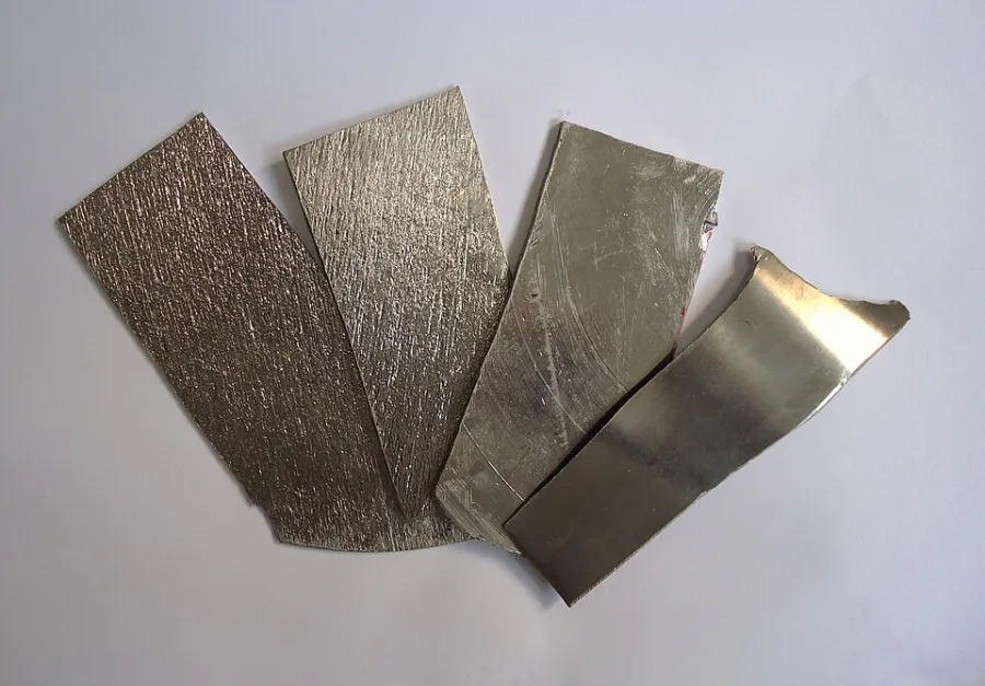 Niobium sample. Appearance can vary with surface and storage conditions.